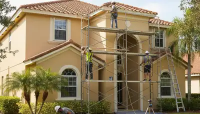 Lakeland, FL painting contractor providing professional interior and exterior house painting services